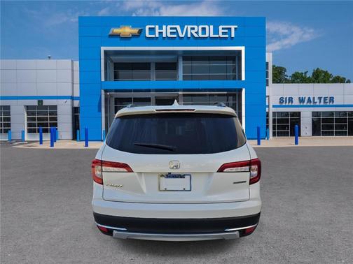 2019 Honda Pilot Touring 7-Passenger