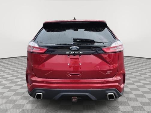 2021 Ford Edge ST