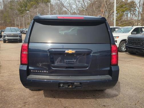 2020 Chevrolet Suburban LT