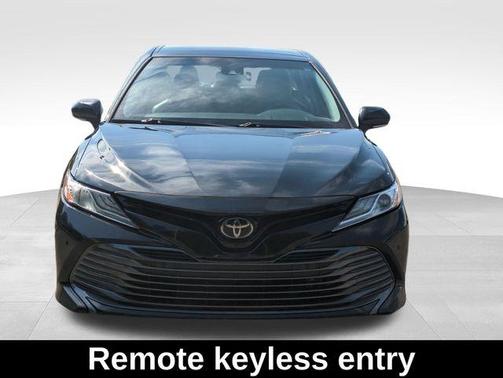2018 Toyota Camry XLE