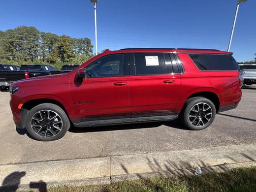 2024 Chevrolet Suburban RST