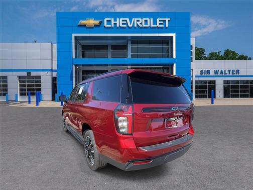 2024 Chevrolet Suburban RST