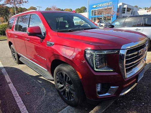 2022 GMC Yukon XL SLT