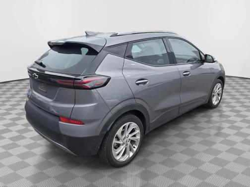 2022 Chevrolet Bolt EUV LT