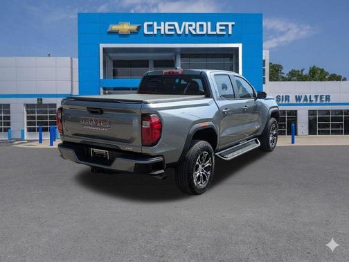 Sterling 2023 GMC Canyon AT4