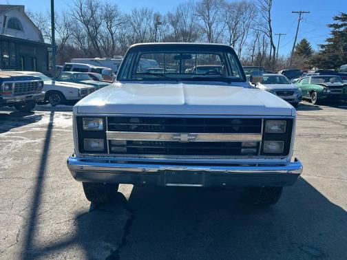 1985 Chevrolet Pickup Truck Base