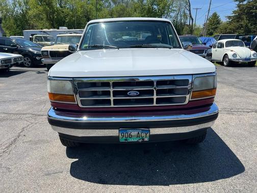 White 1994 Ford Bronco XLT