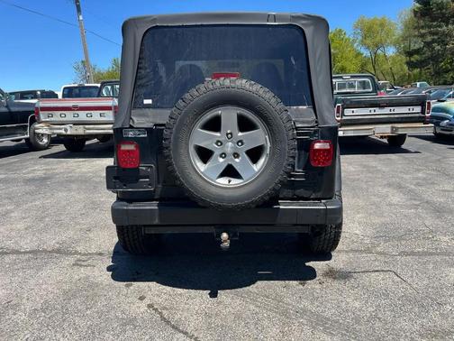 Black Clear Coat 1998 Jeep Wrangler SE