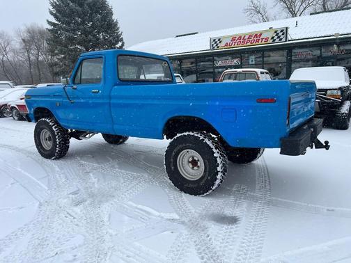 1976 Ford F-150 Base