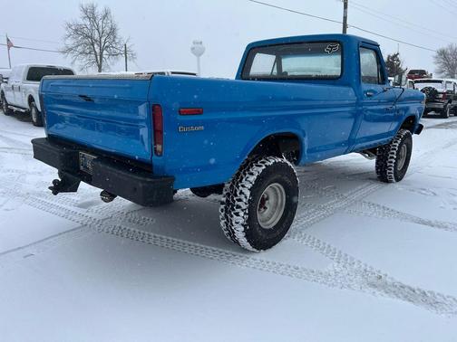 1976 Ford F-150 Base