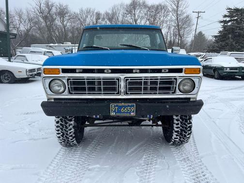 1976 Ford F-150 Base