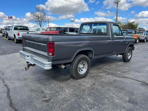 1985 Ford Pickup Truck Base