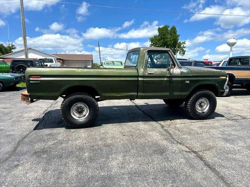 1975 Ford F-250 Highboy 4WD