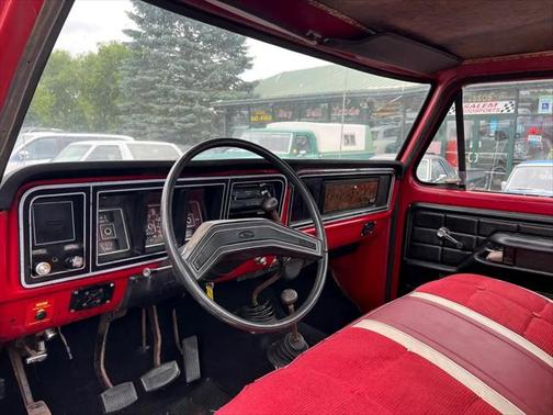 1976 Ford F-250 Highboy 4WD