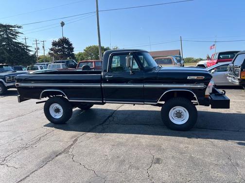 1970 Ford F-250 Ranger Highboy 4WD
