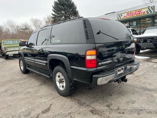 2003 Chevrolet Suburban 2500 LT