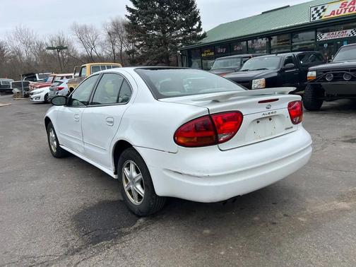 2004 Oldsmobile Alero GL1