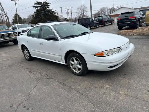 2004 Oldsmobile Alero GL1