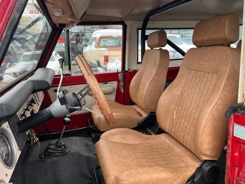 1977 Ford Bronco 4WD