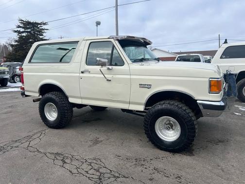 1990 Ford Bronco 2dr Wagon