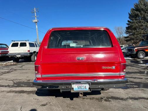 1988 Chevrolet Suburban V20/25 Panel Doors