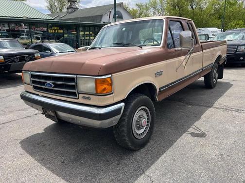 Brown 1990 Ford F-250 SuperCab H/D