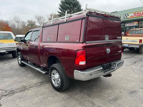 2017 RAM 2500 Tradesman Crew Cab 4x4 6'4' Box