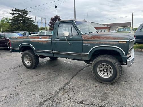 Green 1981 Ford Pickup Truck Base