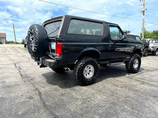 1995 Ford Bronco 105'' WB Eddie Bauer