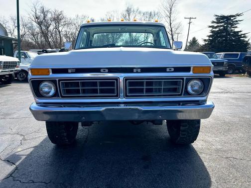 1977 Ford F-250 Regular Cab 4WD