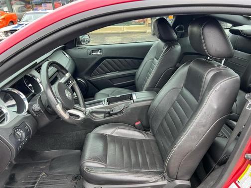2012 Ford Mustang GT Premium