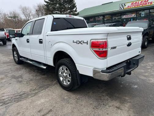 White 2010 Ford F-150 XLT SuperCrew