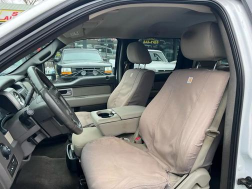 White 2010 Ford F-150 XLT SuperCrew