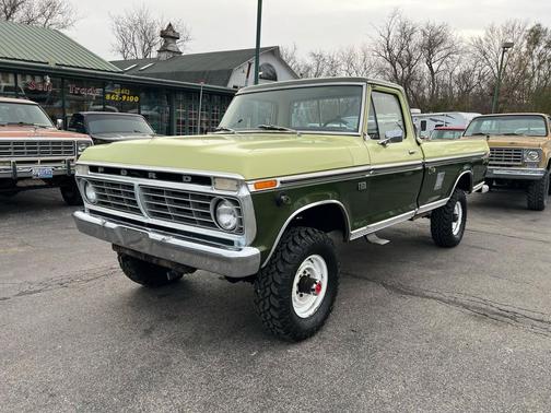 1975 Ford F-250 Highboy Regular Cab Ranger 4WD