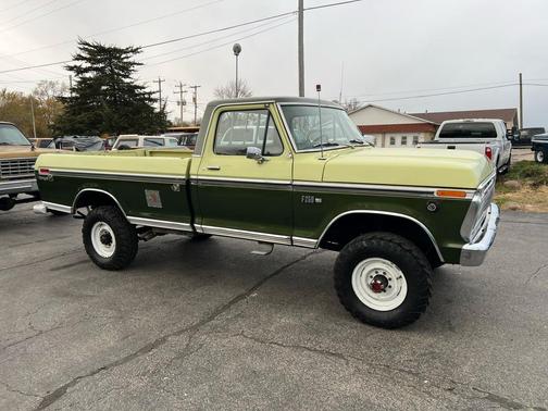 1975 Ford F-250 Highboy Regular Cab Ranger 4WD