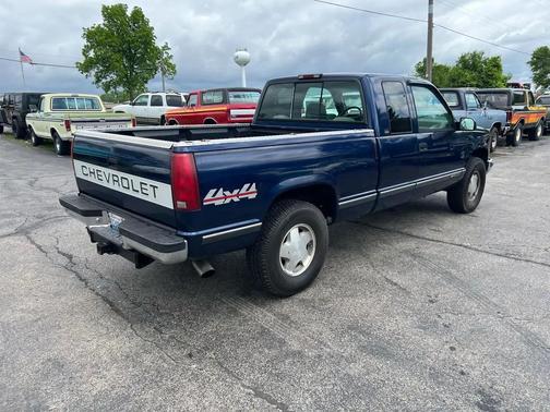 Blue 1996 Chevrolet 1500 Fleetside