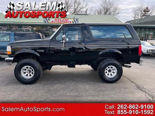 1995 Ford Bronco 105'' WB XLT
