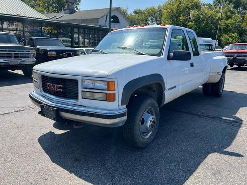 1997 GMC Sierra 3500 SL H/D Extended Cab