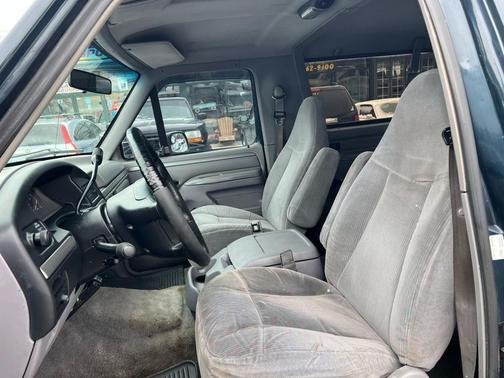 1995 Ford Bronco XLT