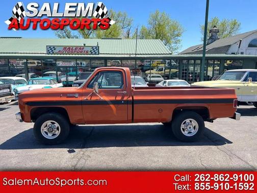 Orange 1976 Chevrolet Suburban Scottsdale 4WD