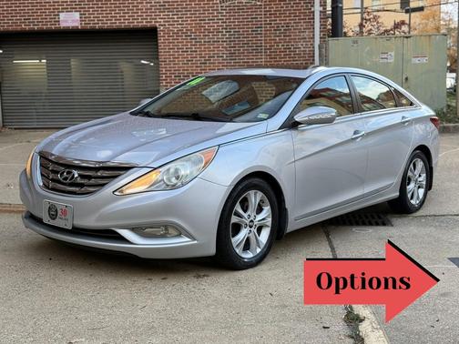 2011 Hyundai SONATA Limited