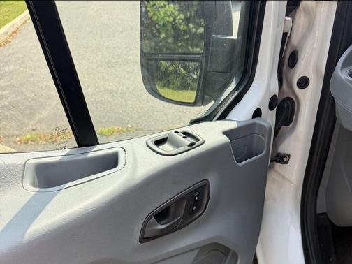 2018 Ford Transit-350 XLT