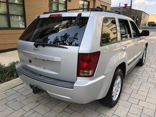 Photo 5 of 29 of 2007 Jeep Grand Cherokee Laredo