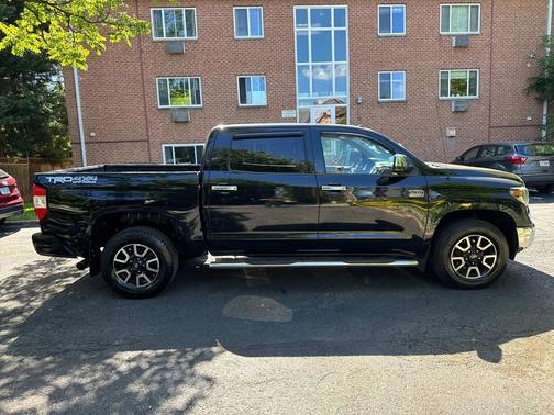 Midnight Black Metallic 2019 Toyota Tundra 1794 Edition