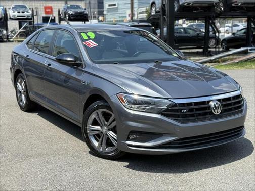 2019 Volkswagen Jetta 1.4T R-Line