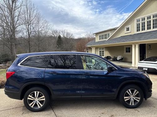 2017 Honda Pilot EX