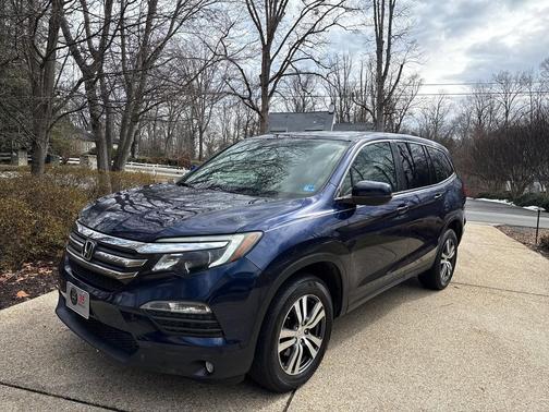 2017 Honda Pilot EX