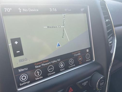 2018 Jeep Grand Cherokee Altitude