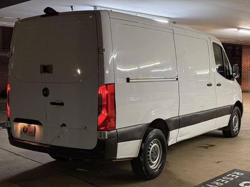 2019 Mercedes-Benz Sprinter 2500 Standard Roof