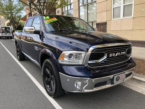 Photo 4 of 56 of 2016 RAM 1500 Longhorn